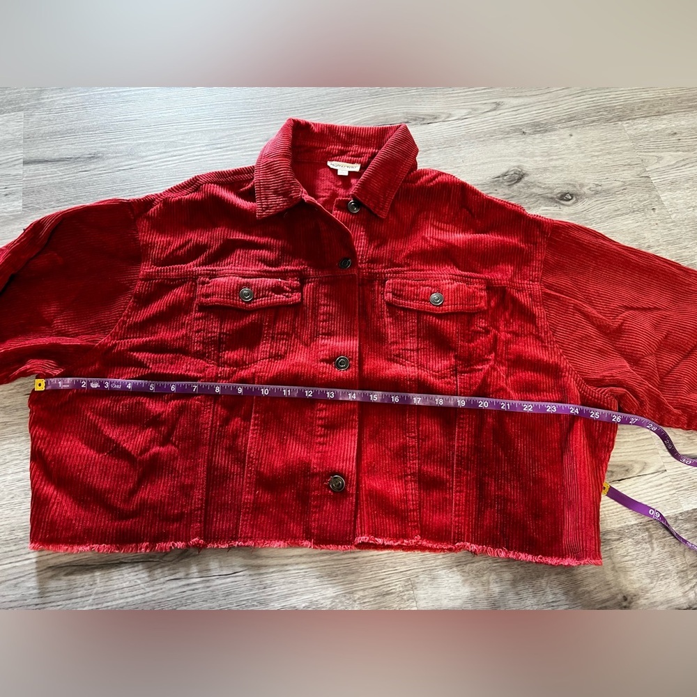 Boutique brand corduroy cropped jacket size L - Picture 6 of 6